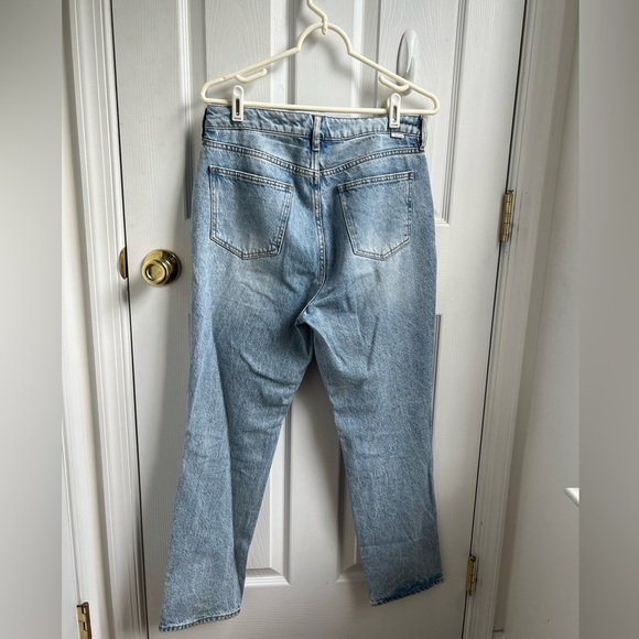 Pacsun Light Wash Distressed Ripped High Waist Mom Jeans Women’s Size 28/6 - Picture 3 of 7
